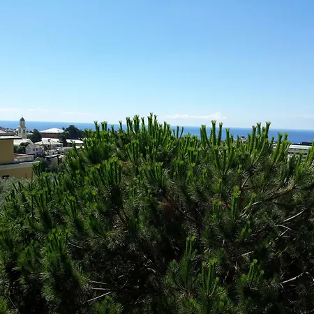 Lejlighed With Sea View In Genova